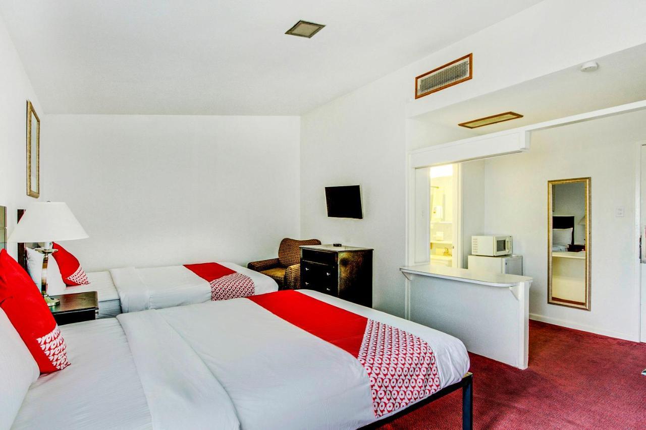 Americas Best Value Inn San Antonio Airport South ภายนอก รูปภาพ