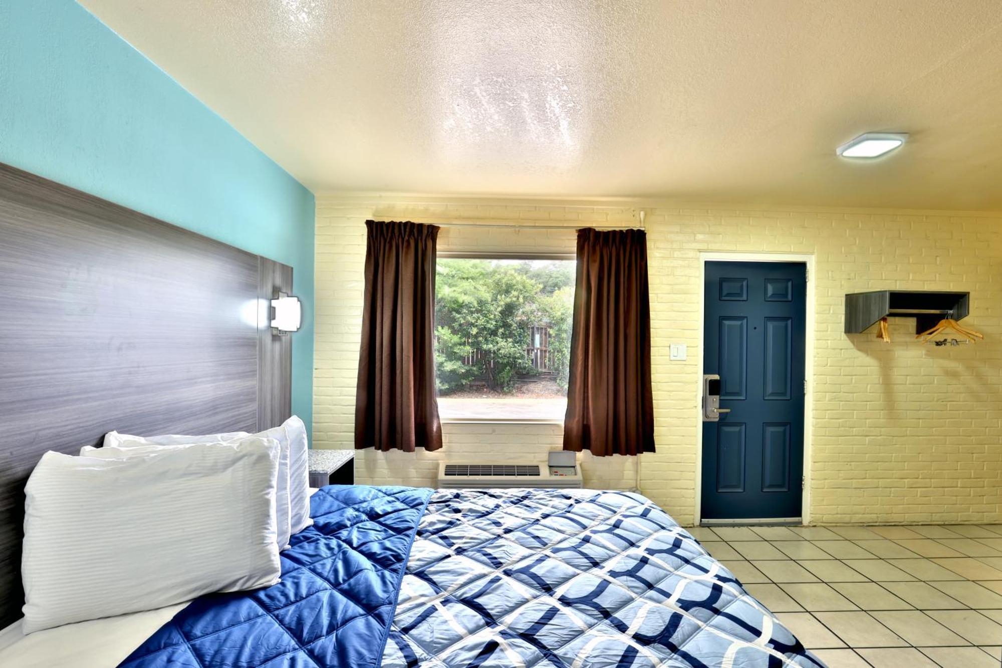 Americas Best Value Inn San Antonio Airport South ภายนอก รูปภาพ