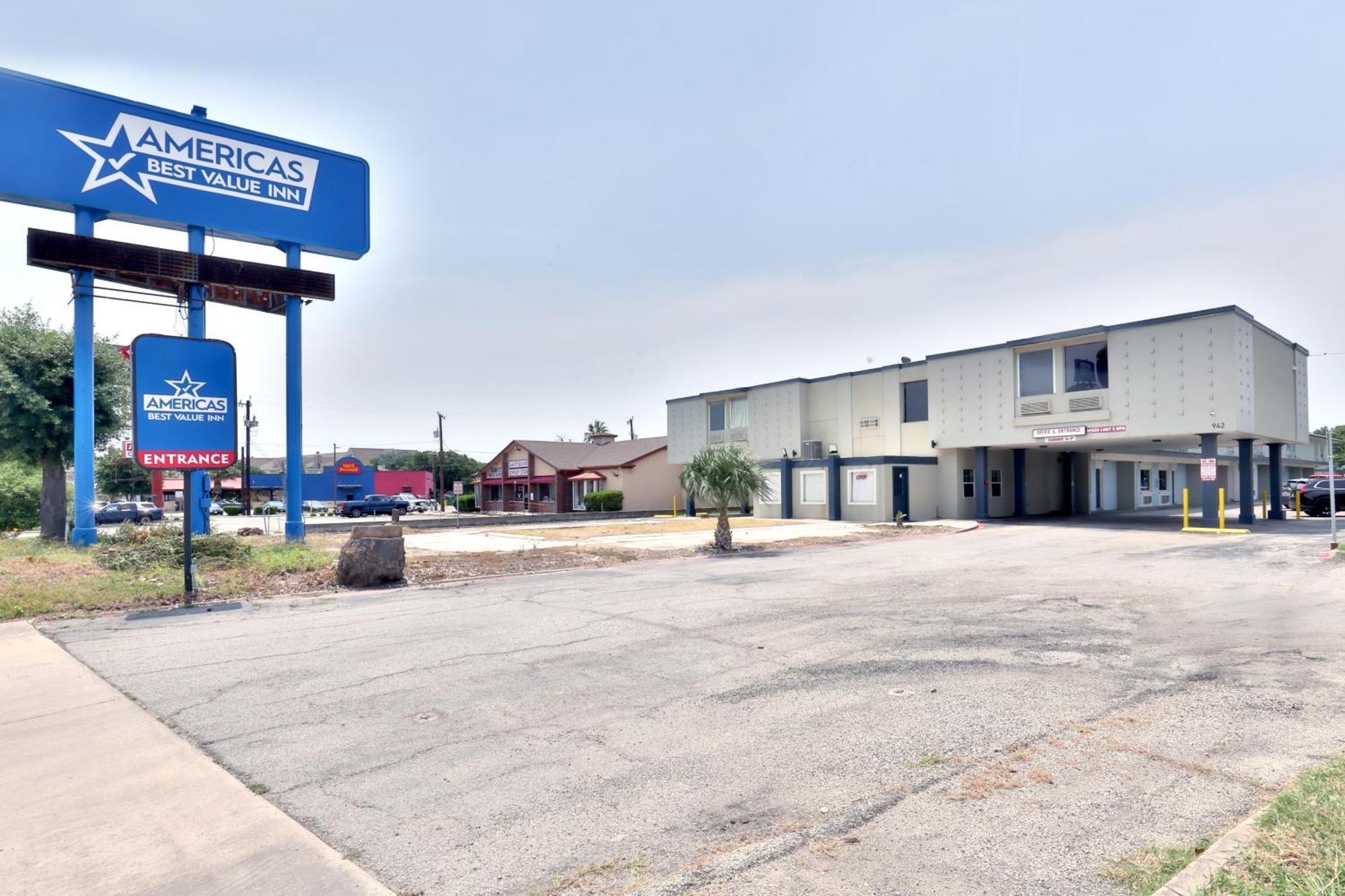 Americas Best Value Inn San Antonio Airport South ภายนอก รูปภาพ